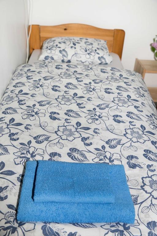 Kihnu Sadama Oeoemaja Guesthouse Lemsi Εξωτερικό φωτογραφία